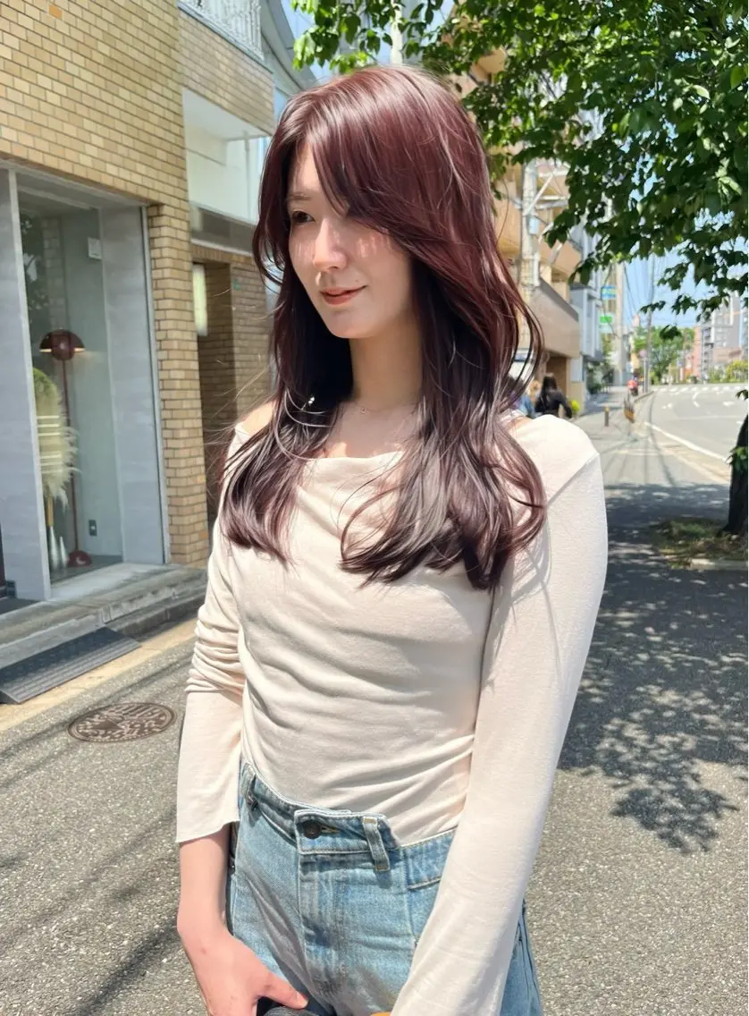 ロング qpulaあいみ 透明感カラーのヘアスタイル