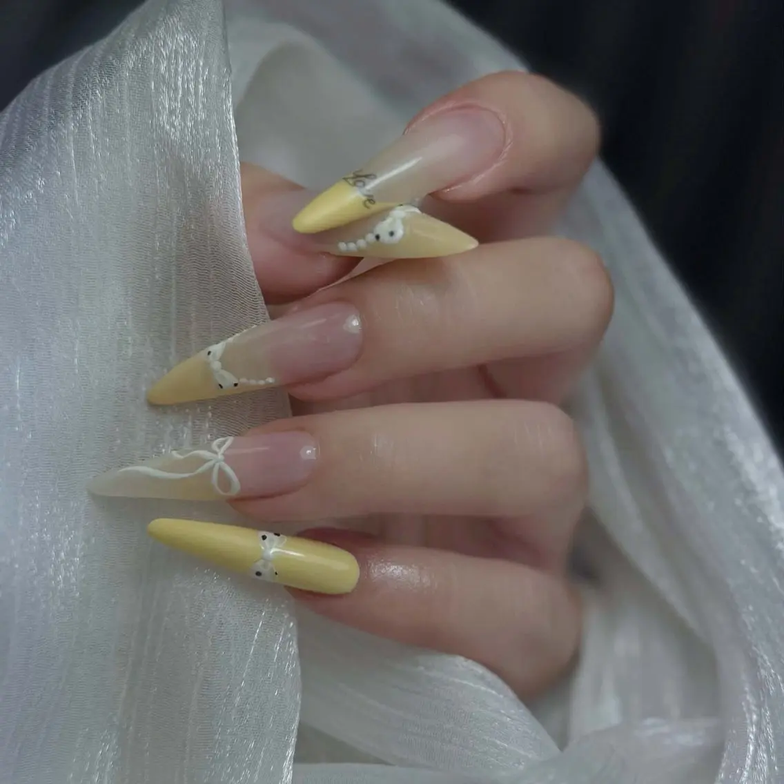 ネイル ハンドネイル AURORA nail salonのネイルデザイン