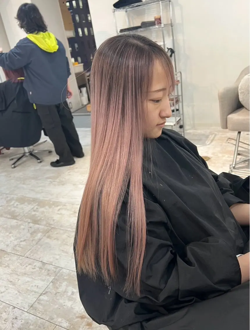 ロング カラー バレイヤージュ ピンクカラー ホワイトピンク レイヤーカット 指名数No.1 /NAOYAのヘアスタイル