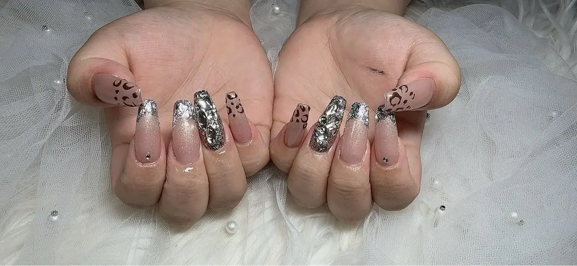 ネイル アニマル柄 Mimi Nailのネイルデザイン