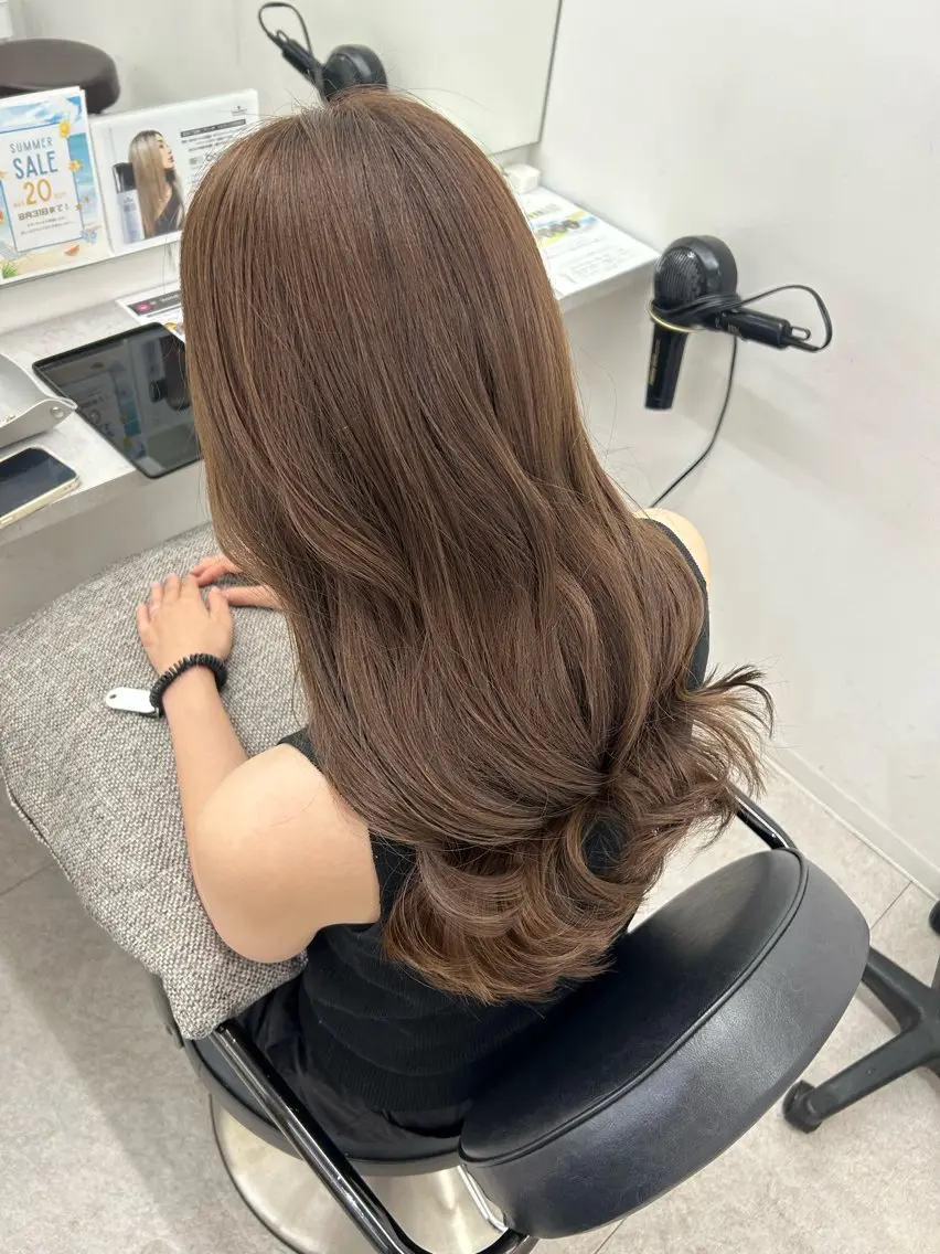 セミロング カラー ベージュカラー 透明感カラー イルミナカラー 髪質改善/縮毛矯正 🫧RISA🎀のヘアスタイル