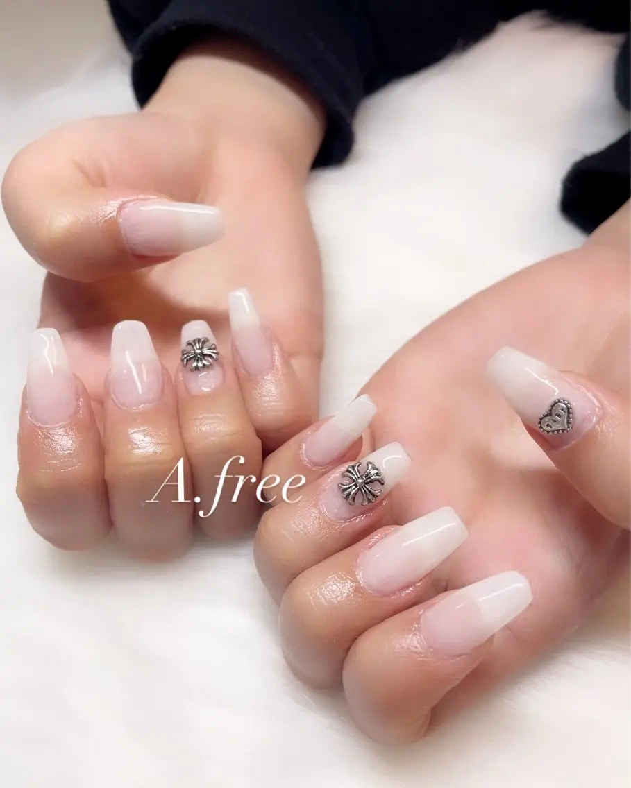 ネイル A.free✧*｡ アレルギー対応✧*｡のネイルデザイン
