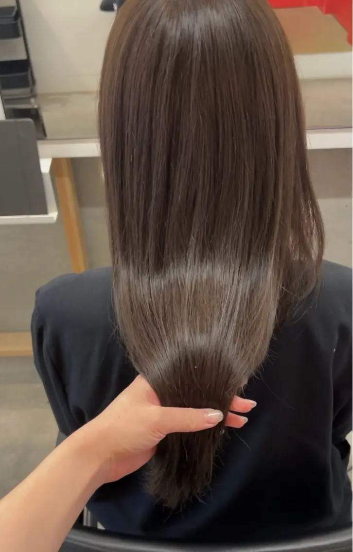 セミロング カラー ヘアカラー トリートメント ラフで可愛いヘア 🐈‍⬛Rukaのヘアスタイル