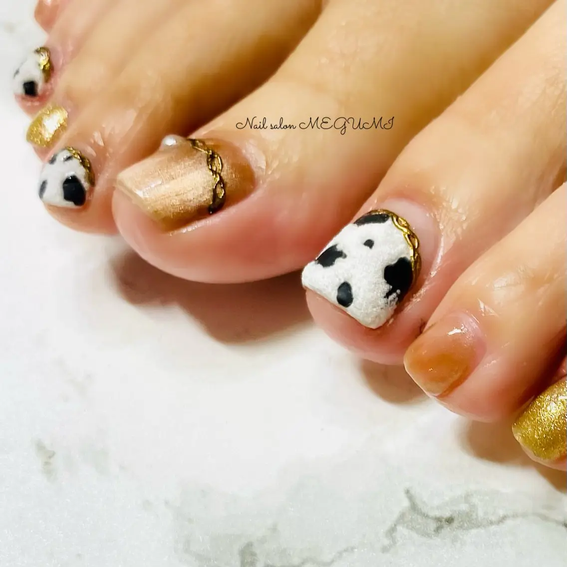 ネイル フットネイル ゴージャス 持ち込み Nail salon MEGUMIのネイルデザイン