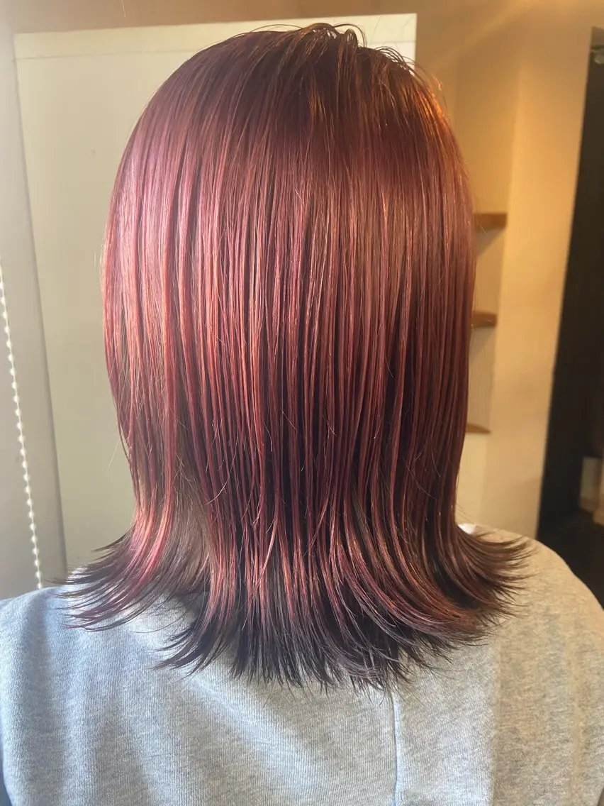 ミディアム 豊島 陽子のヘアスタイル