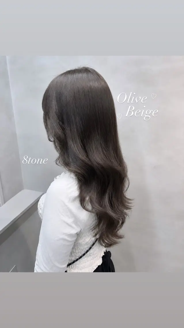 ロング カラー ベージュカラー オリーブベージュ ヘアカラー トリートメント girly上品ヘア 🎀/ベージュikuのヘアスタイル