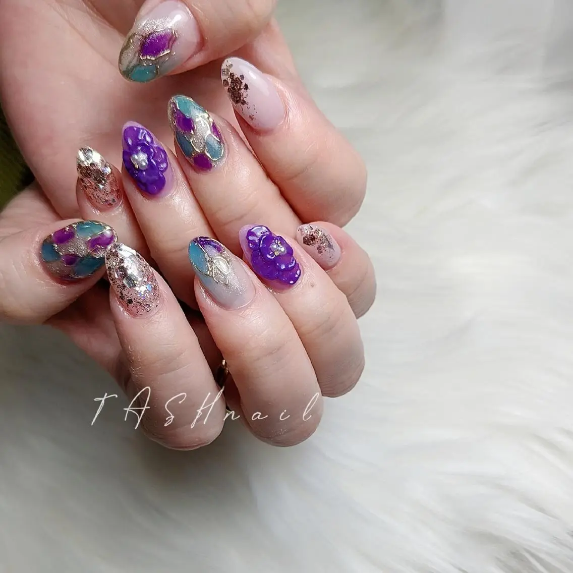 ネイル TASH nailのネイルデザイン