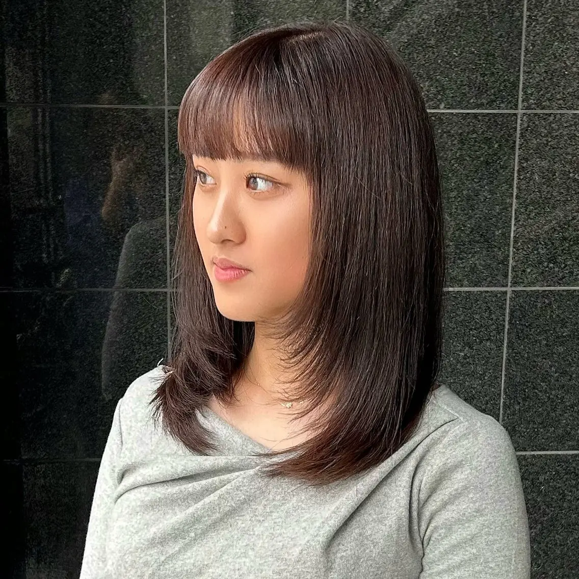ミディアム calna 古賀 菜摘のヘアスタイル