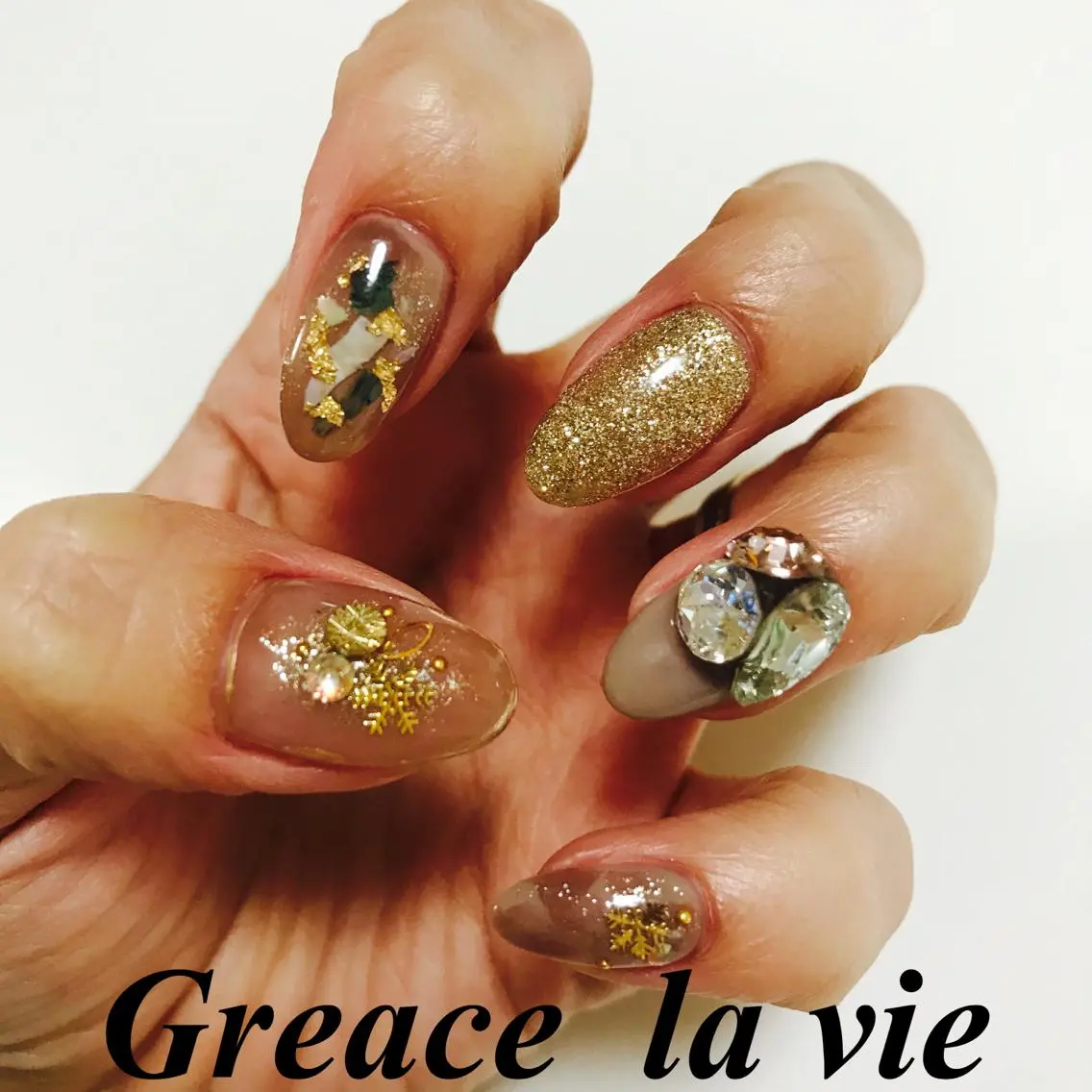 セミロング カラー キッズ ネイル マツエク・マツパ ニュアンスネイル Greace  la vieのネイルデザイン