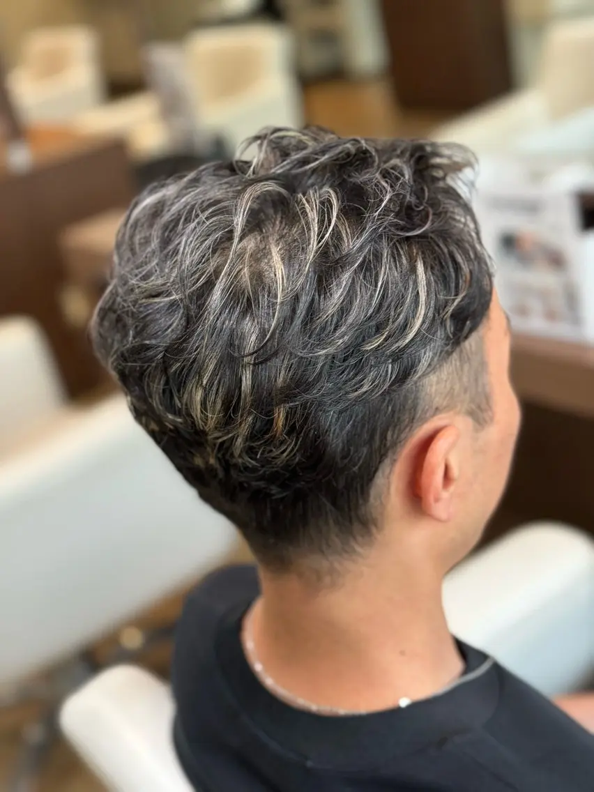 [メンズ限定]カット＋パーマ＋眉カットの写真
