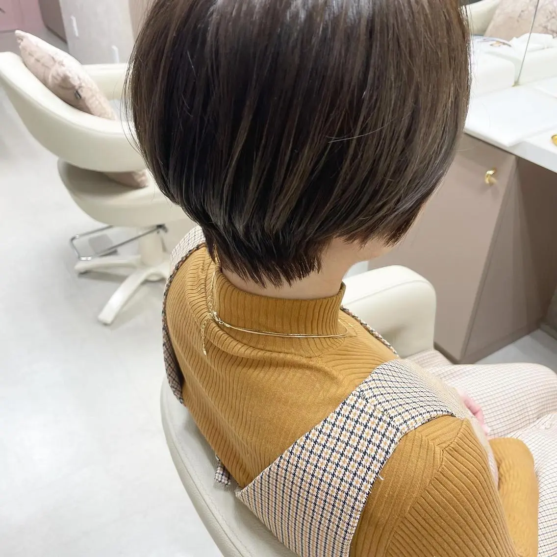 ショート カラー カット ヘアカラー 坂本 沙也加のヘアスタイル