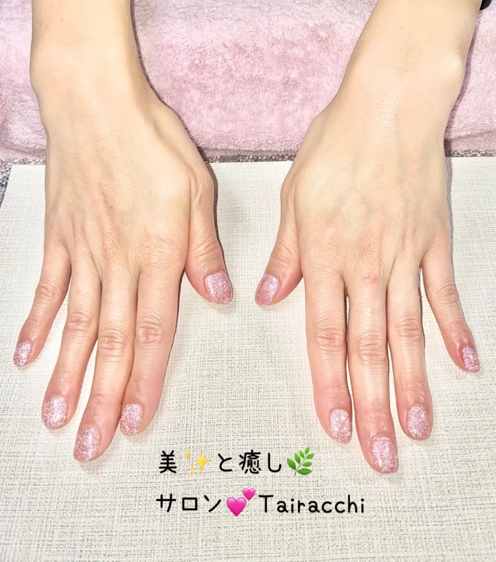 ネイル キラキラネイル ラメ(グリッター) ピンク ハンドネイル Tairacchi タイラッチのネイルデザイン