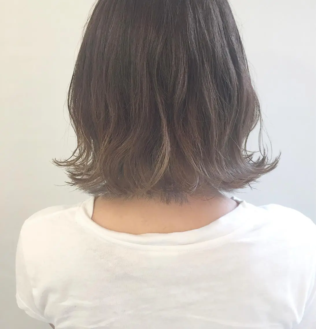 ショート カラー グラデーションカラー カット ヘアカラー 齋藤 咲のヘアスタイル