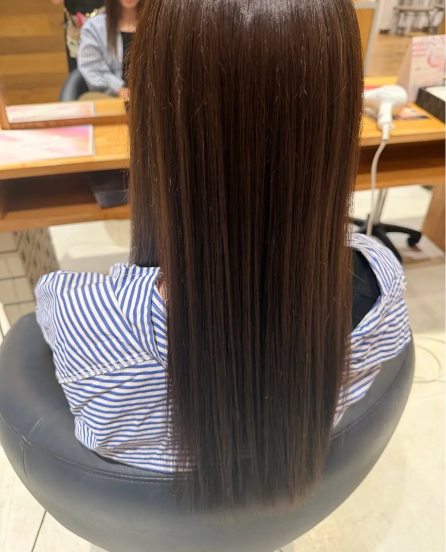 ロング カラー 今田 咲夢のヘアスタイル