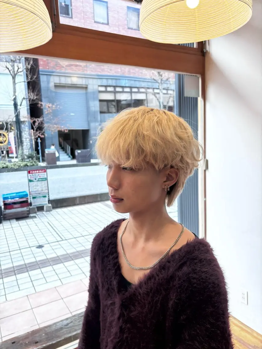 カット＆ケアブリーチ＆トリートメントの写真