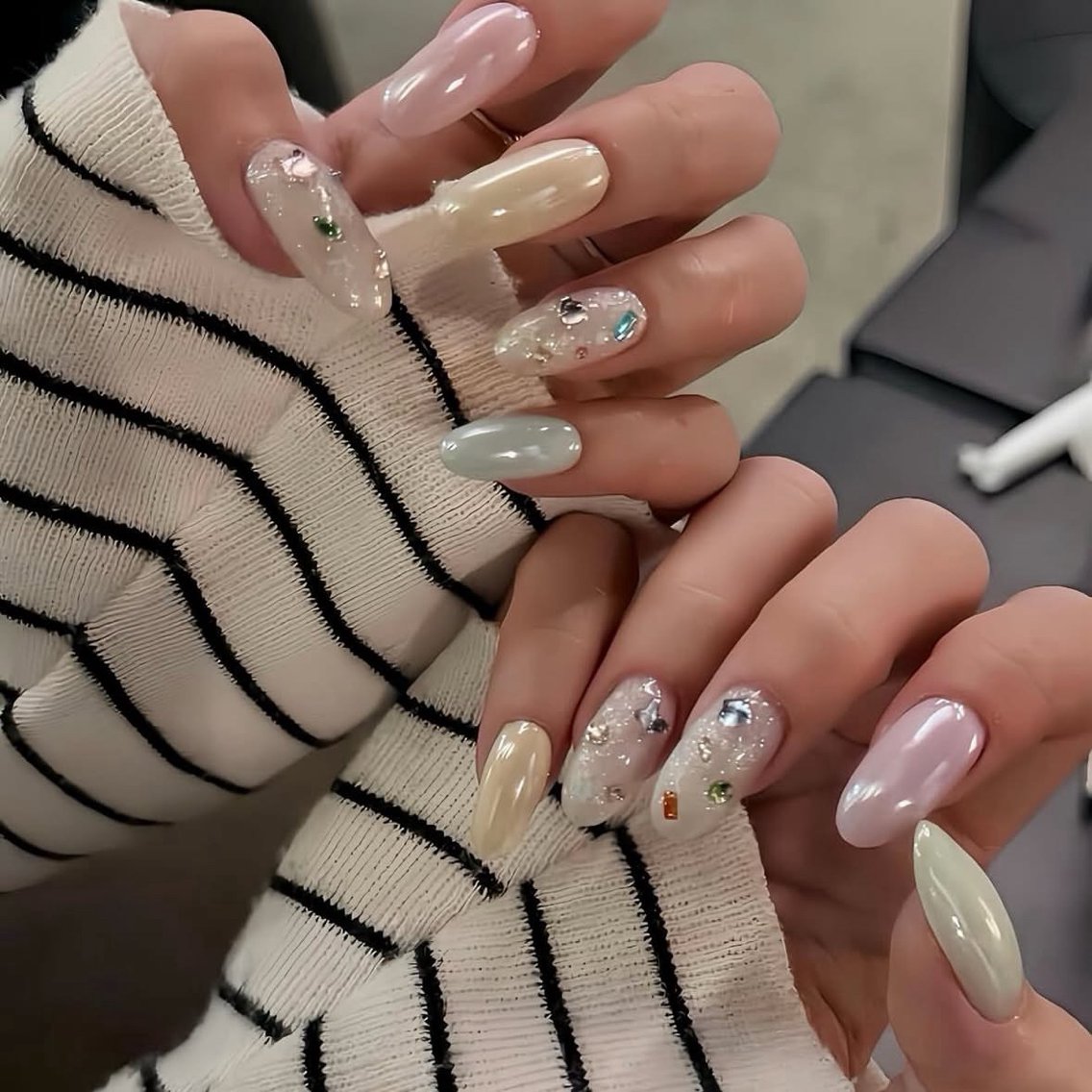 ネイル 長さ出し ジェルネイル キラキラネイル 韓国ネイル マグネットネイル ハンドネイル Kaki ちゃんのネイルデザイン
