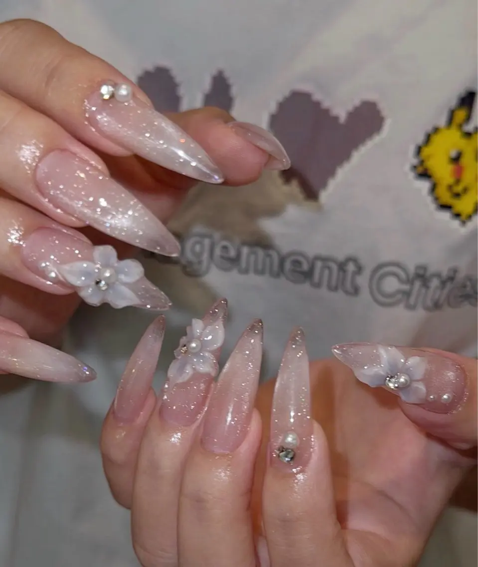 ネイル ハンドネイル Luna Gladeのネイルデザイン