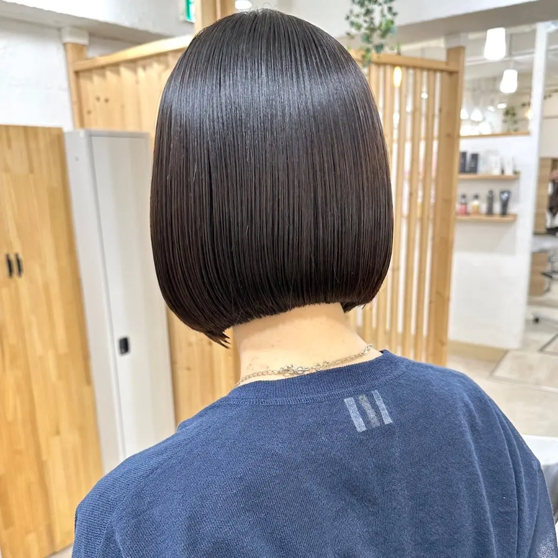 ショート 切りっぱなしボブ 前下がりボブ ボブ ウルフカット 髪質改善 縮毛矯正/ レイヤー/銀座/本木のヘアスタイル
