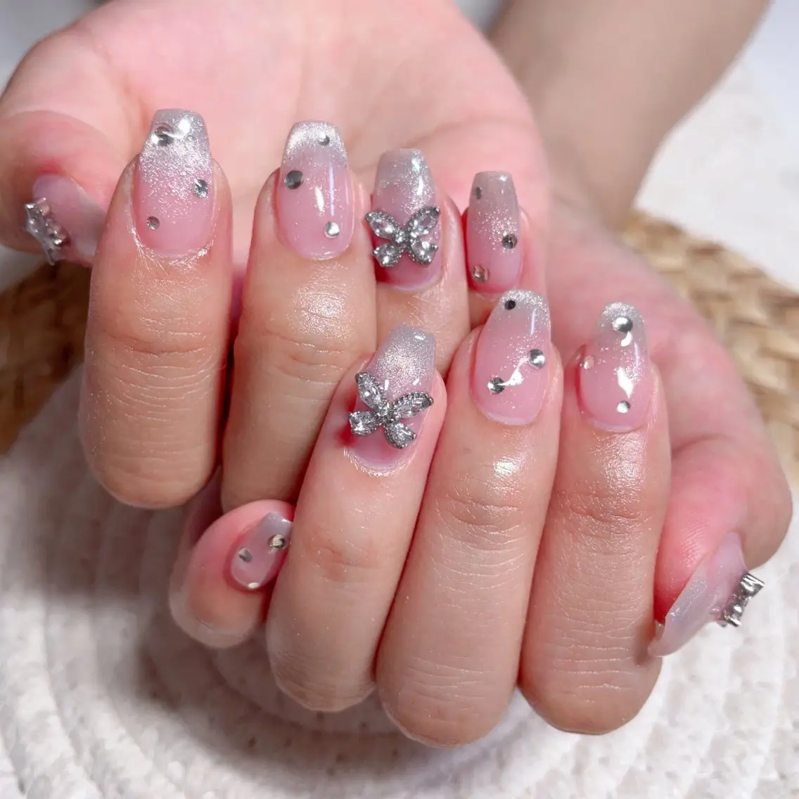 ネイル ハンドネイル 🎀M nails✨ ビューティーのネイルデザイン
