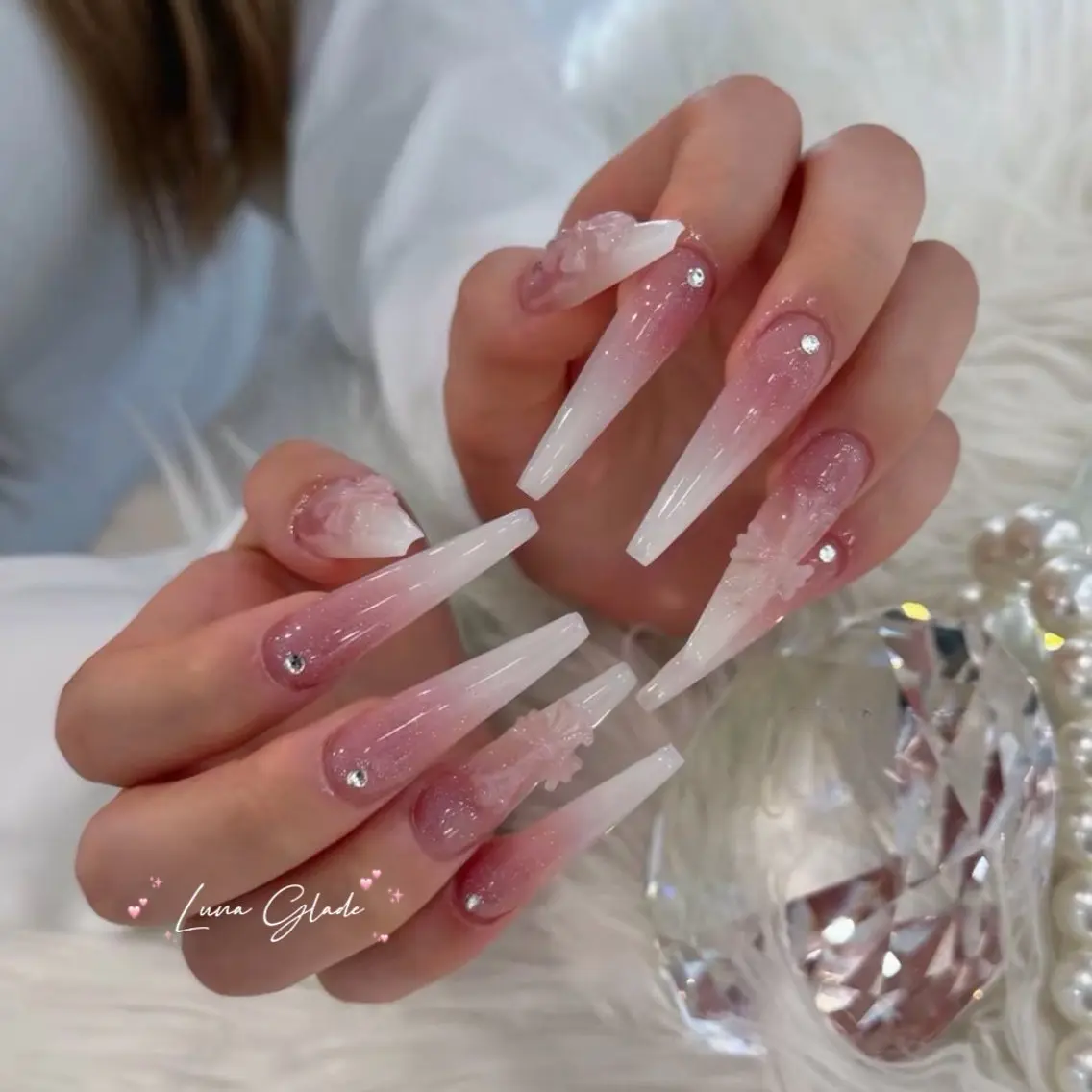 ネイル ハンドネイル Luna Gladeのネイルデザイン