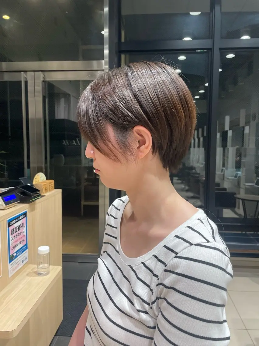 ショート ショートヘア 小池 夏生のヘアスタイル