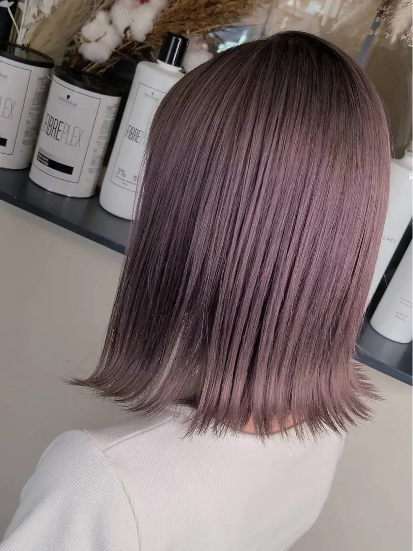 ミディアム カラー ヘアカラー トリートメント ブリーチカラー🌈 嘉名 真樹のヘアスタイル