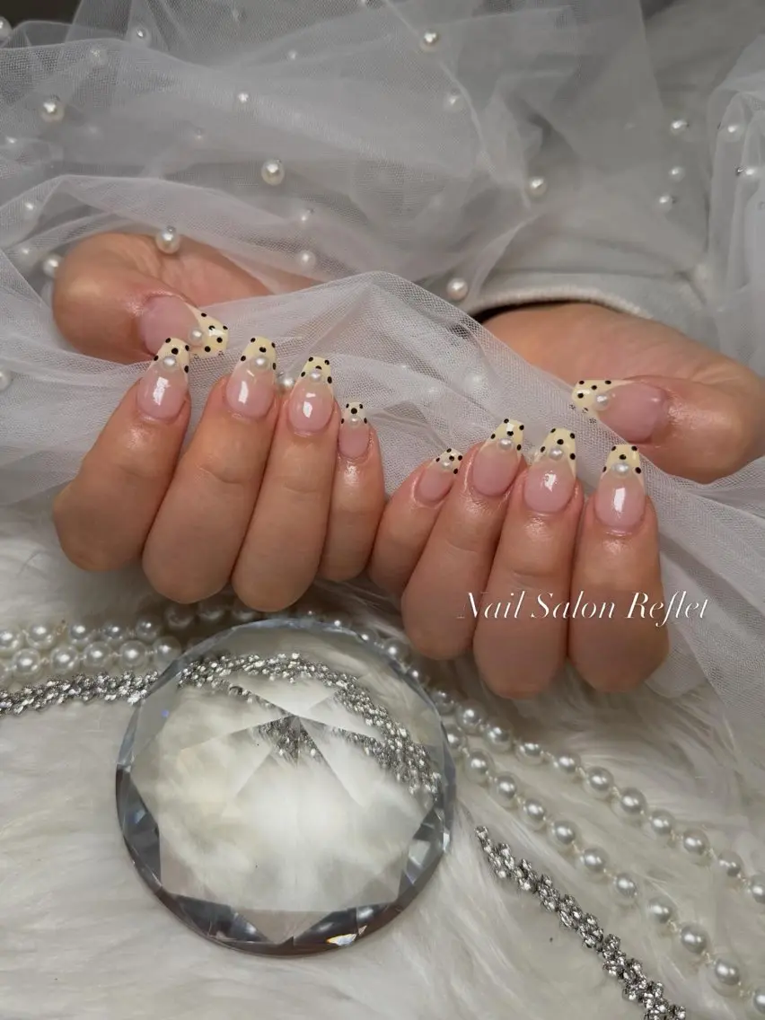 ネイル ドット ハンドネイル nailsalon Refletのネイルデザイン