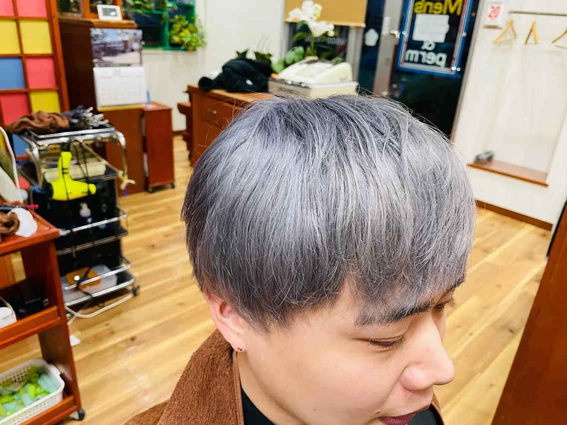カラー メンズ メンズブリーチ ブリーチ 吉村 拓也のヘアスタイル