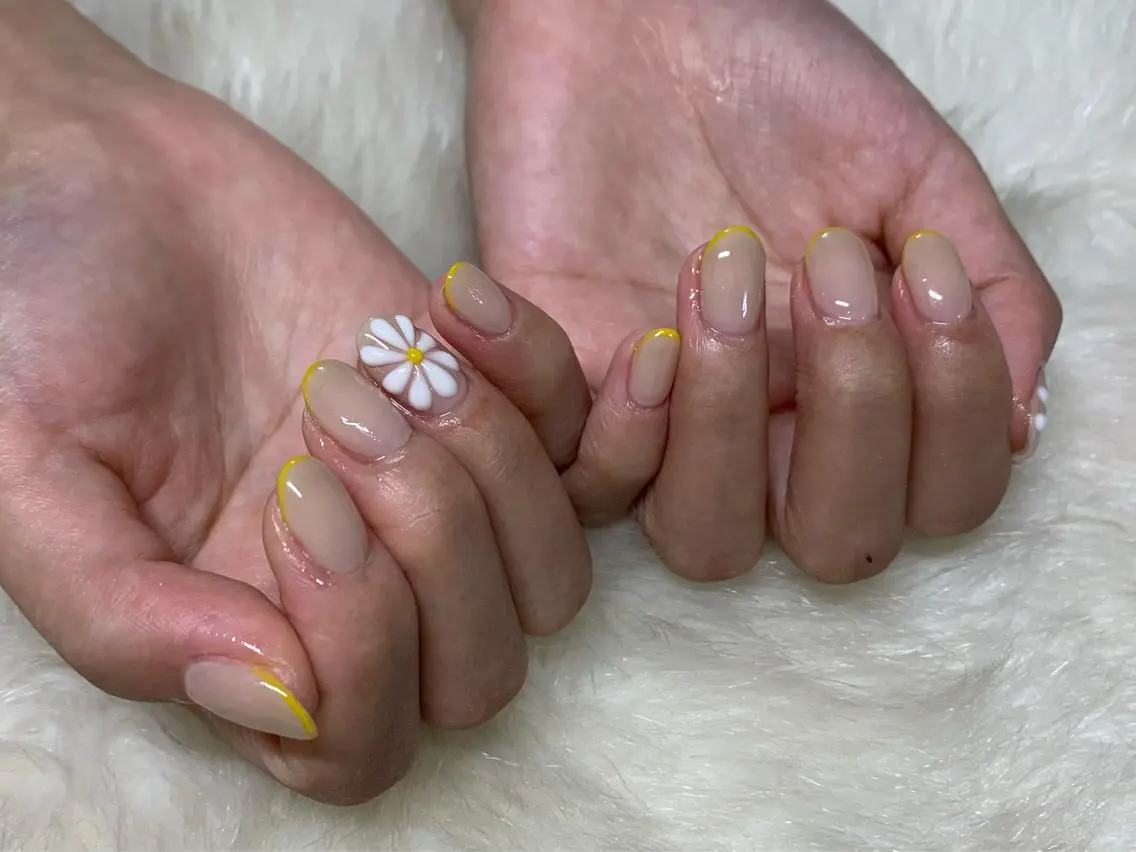 ミディアム Kono Nanamiのネイルデザイン