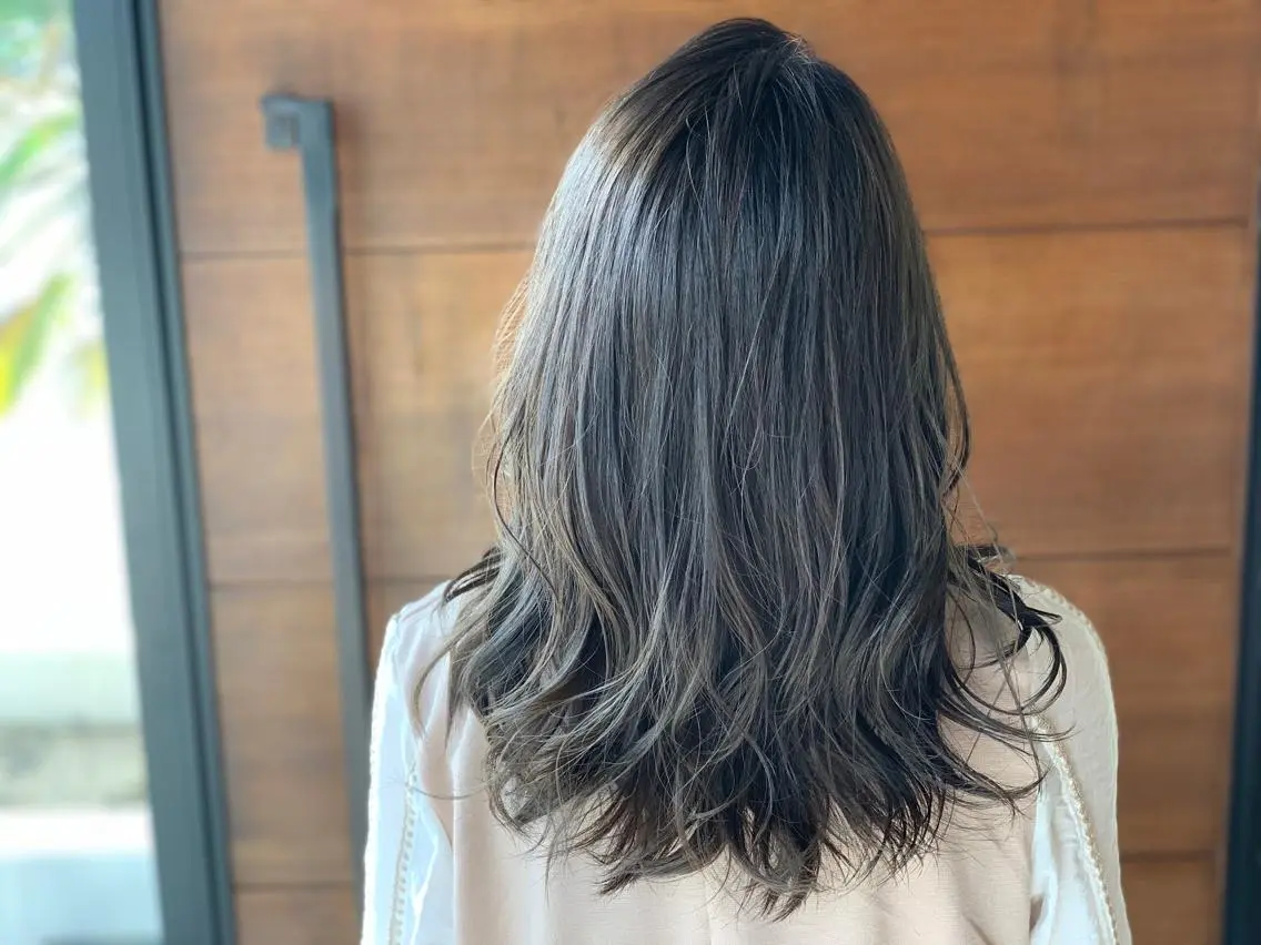 セミロング カラー グレージュ ヘアカラー トリートメント IORI #韓国ヘア#髪質改善のヘアスタイル