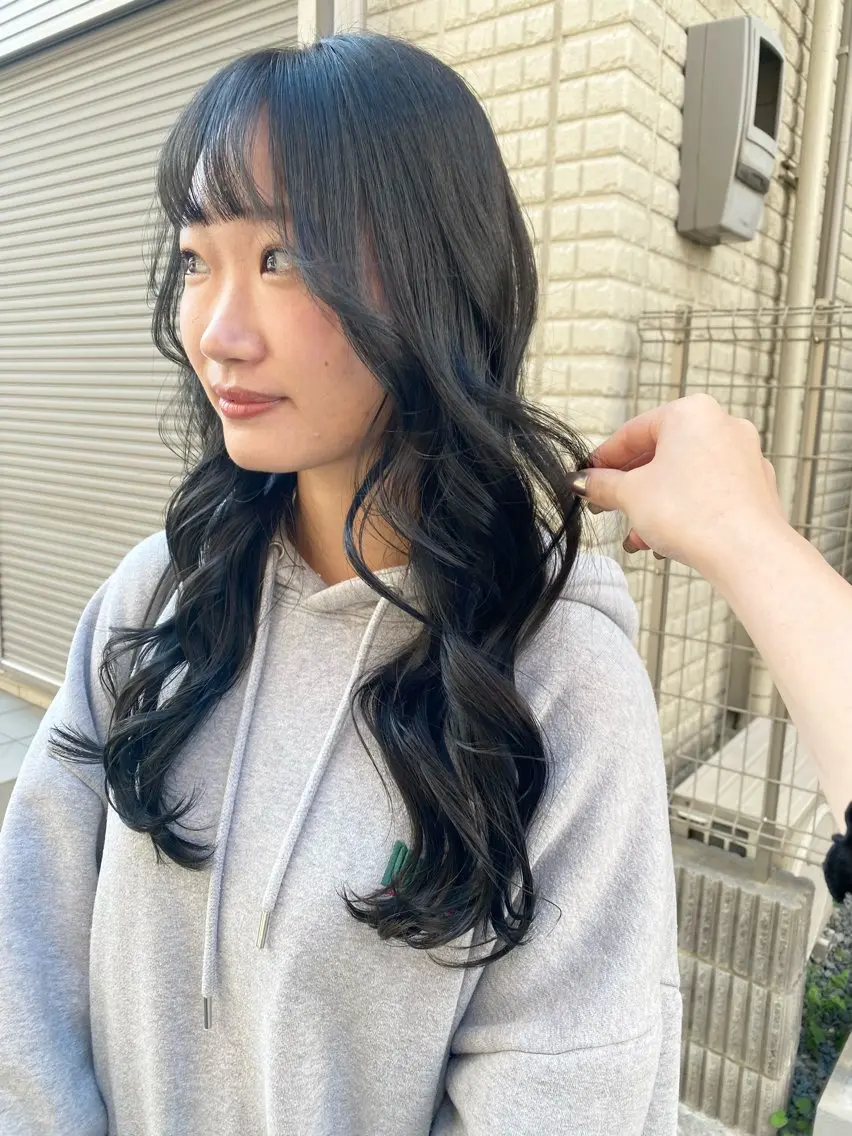 【髪の毛を伸ばされている方💎】顔まわりカット➕カラーの写真