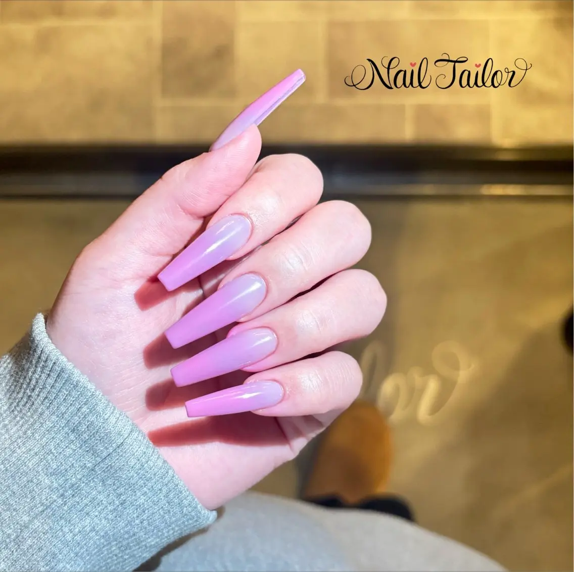 ネイル 長さ出し ジェルネイル グラデーション ロングネイル ピンク ハンドネイル NailTailor ネイルテイラーのネイルデザイン
