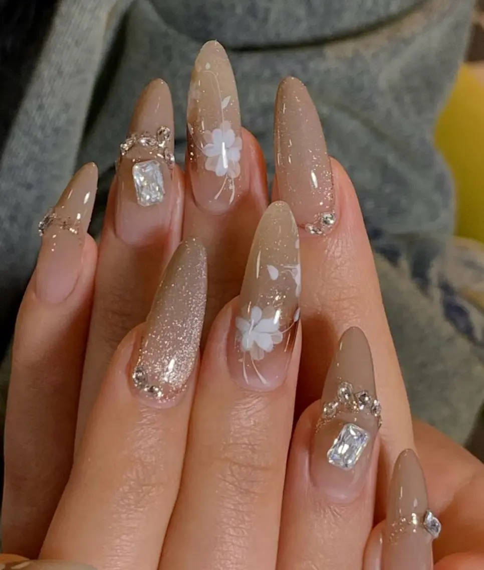 ネイル ハンドネイル Luminail 新小岩のネイルデザイン