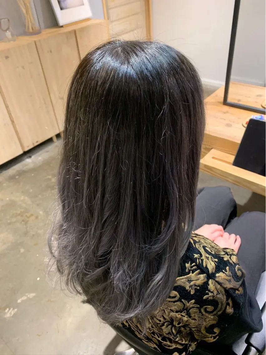 カラー 西村 颯世のヘアスタイル
