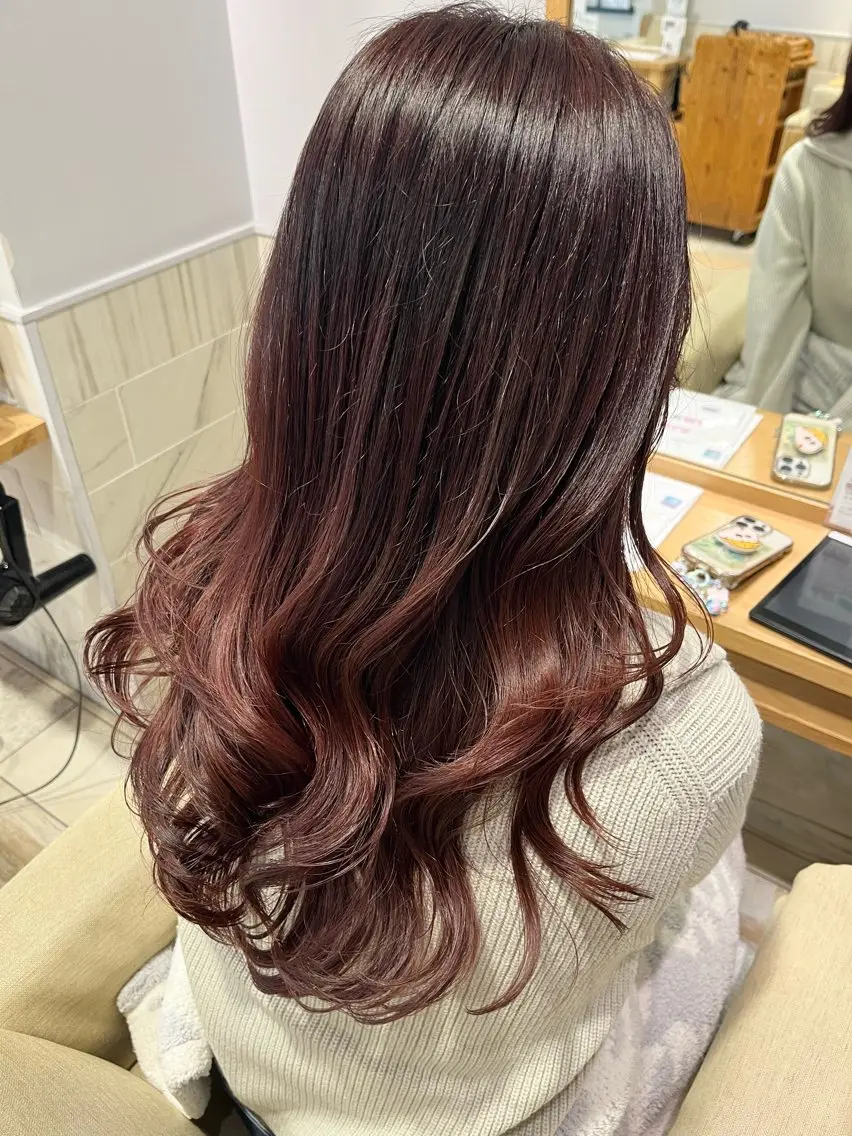 ロング カラー 勝野 優佳のヘアスタイル