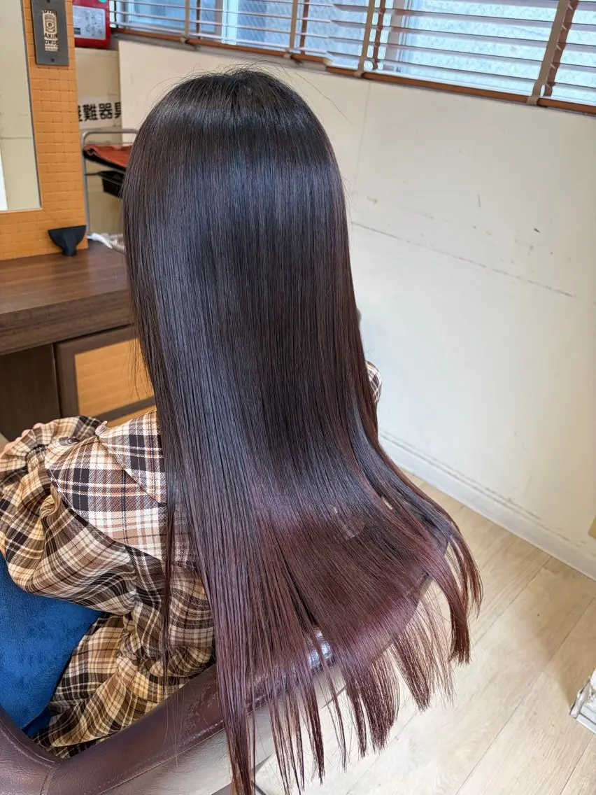 ロング トリートメント ムラカミ レイラのヘアスタイル