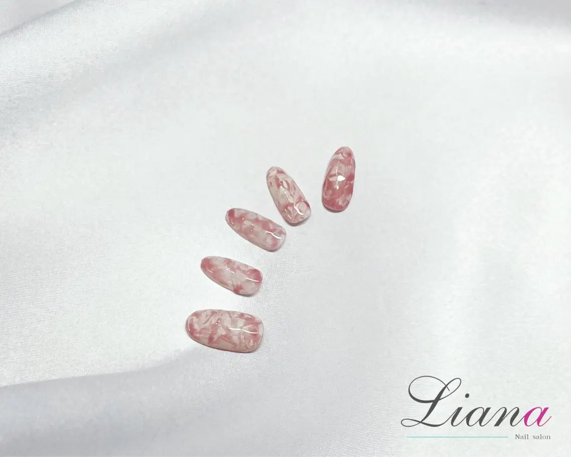 ネイル Liana CHIYAKOのネイルデザイン
