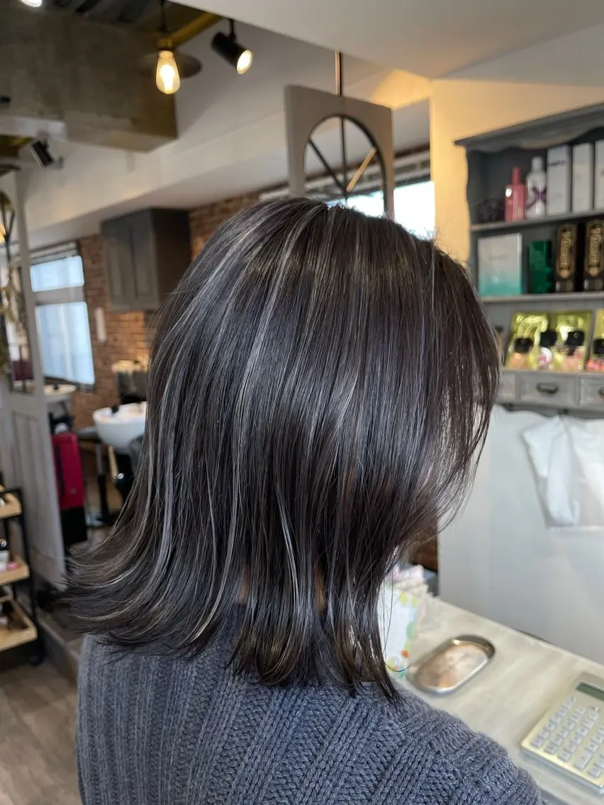 ミディアム カラー Felice Erikaのヘアスタイル