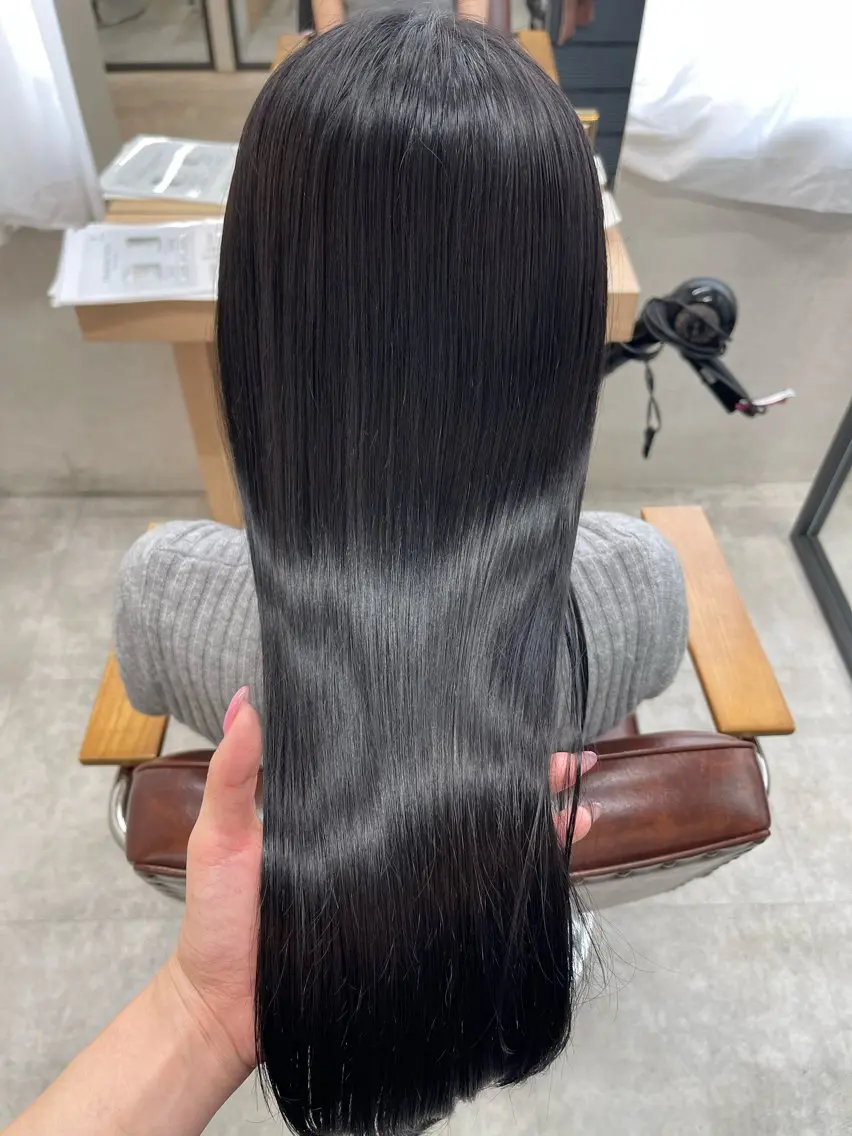 ロング カット ヘアカラー トリートメント tocca河原町〰️ 藤川日向のヘアスタイル
