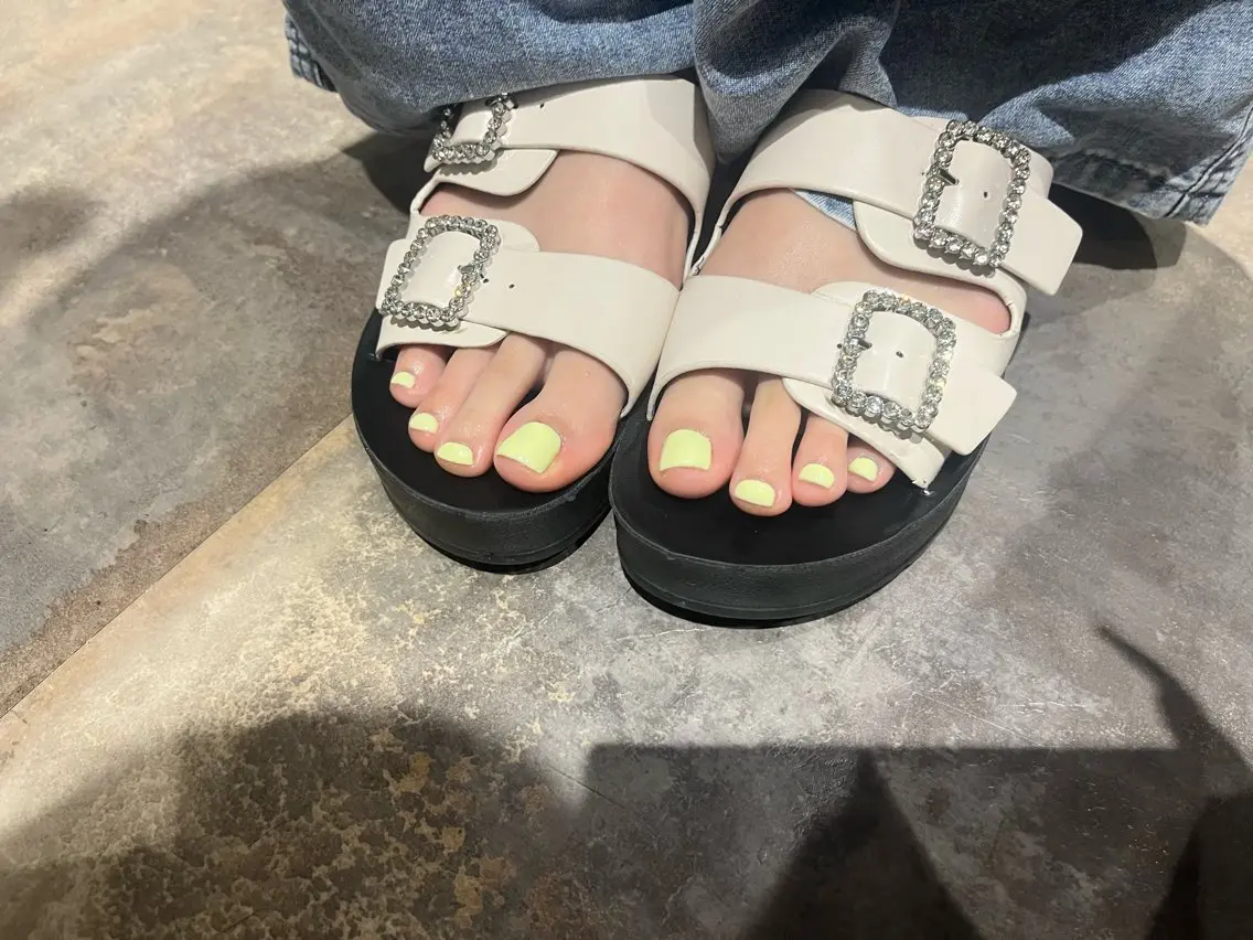 ネイル BEAUTY  MA RKET unguのネイルデザイン