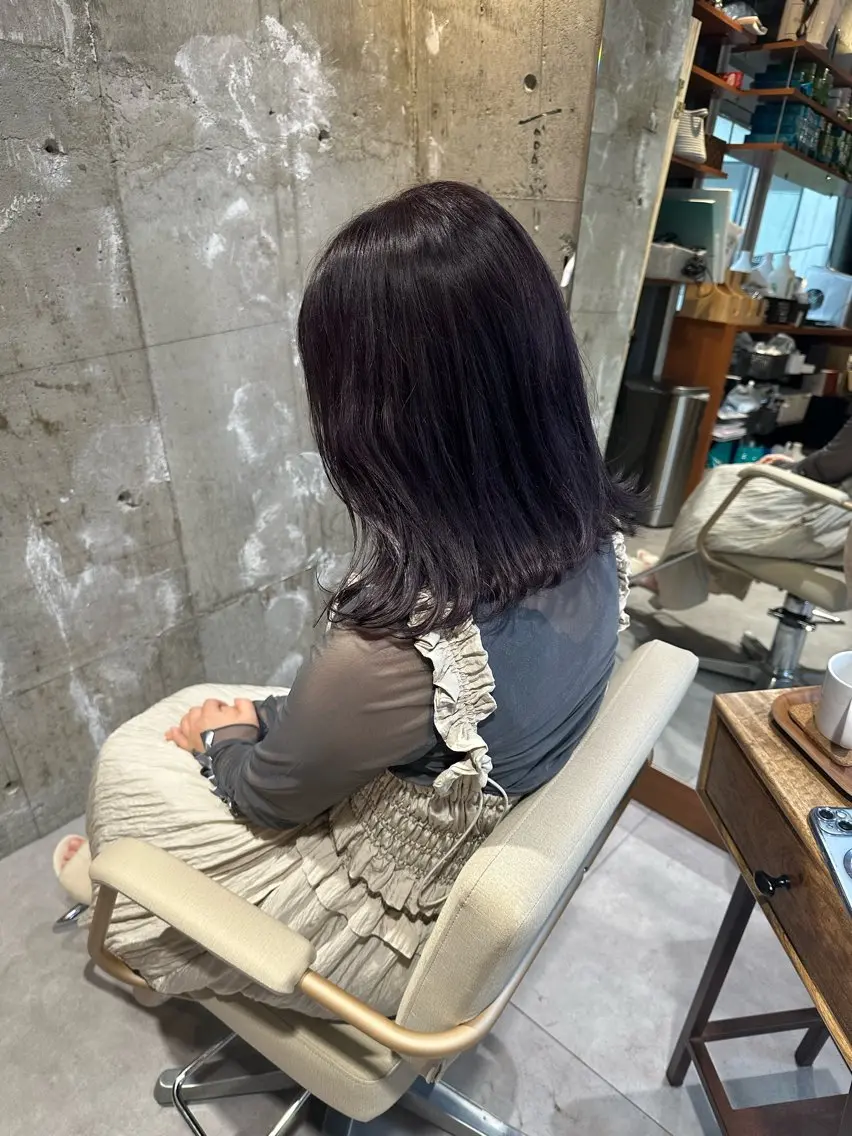 ミディアム 小林 夢羽のヘアスタイル