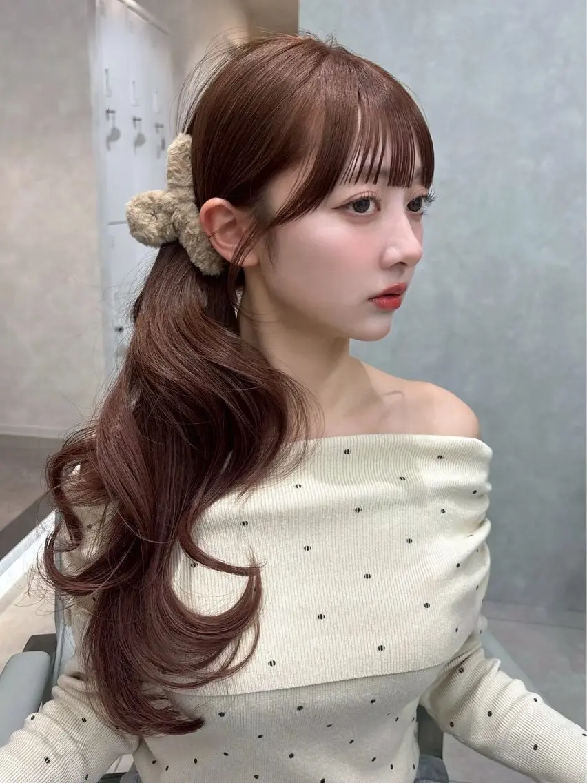 ロング YUNA /栄/透明感カラーのヘアスタイル