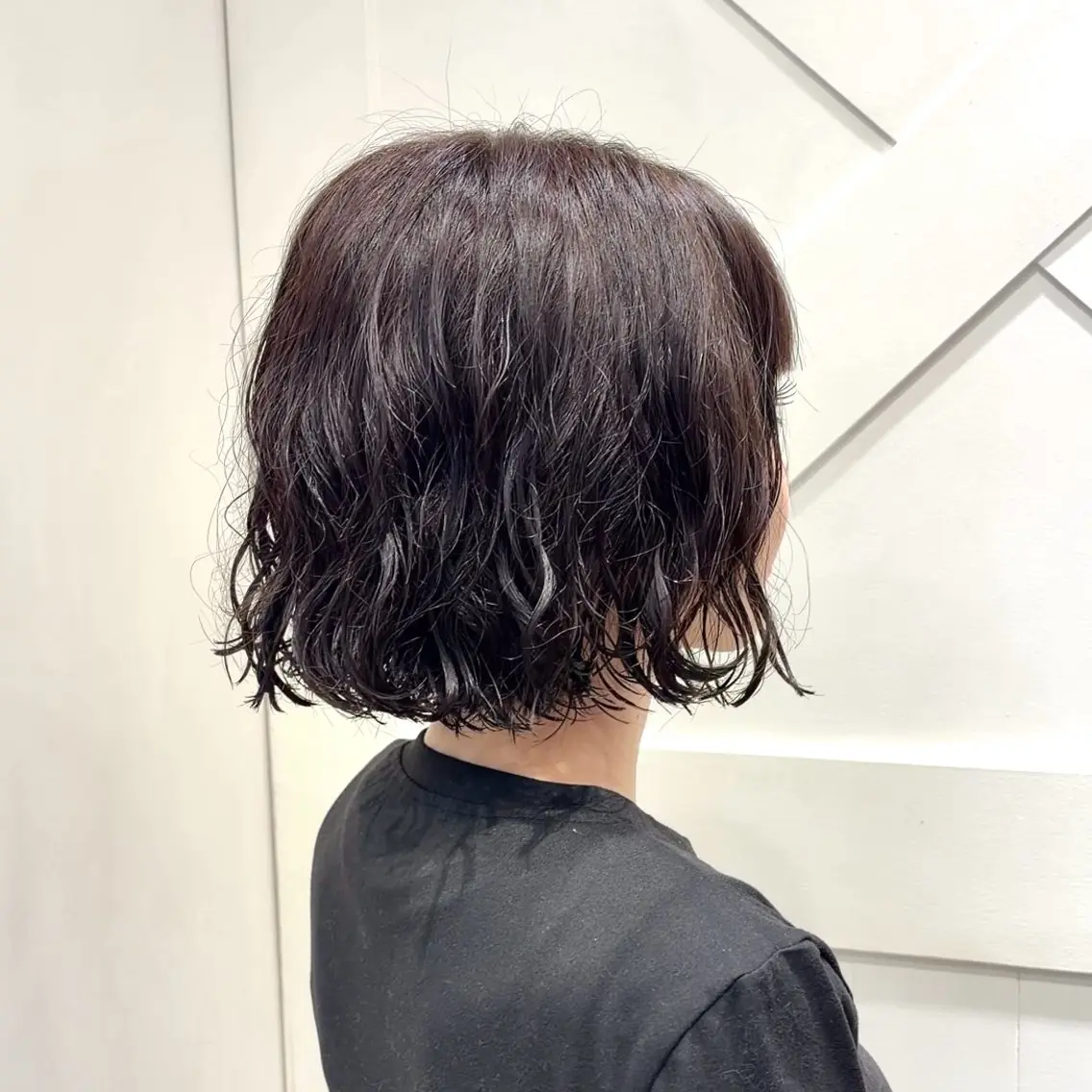 ミディアム パーマ ミディアムパーマ ボブ カット パーマ 横浜パーマ🌐ボブ✨ 暖色カラーもえかのヘアスタイル
