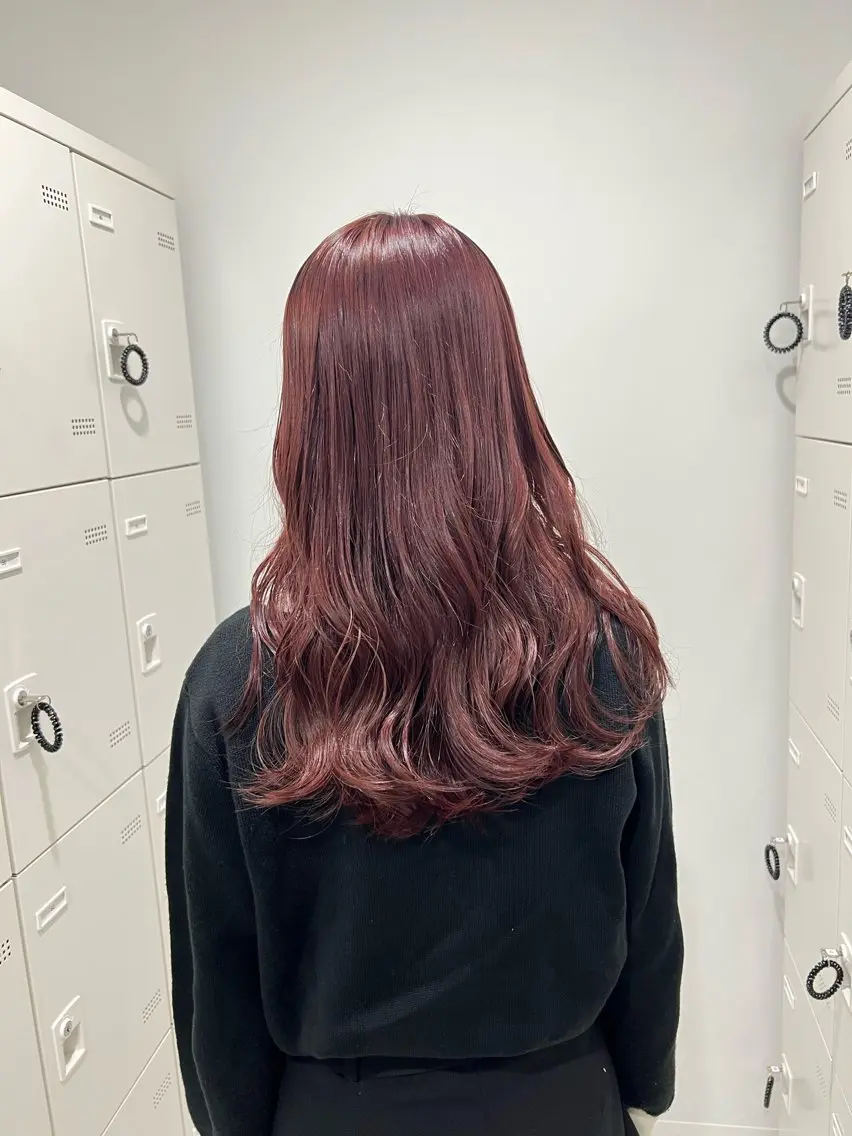 ロング カラー ハイトーンカラー 🦄レイヤーカットのヘアスタイル