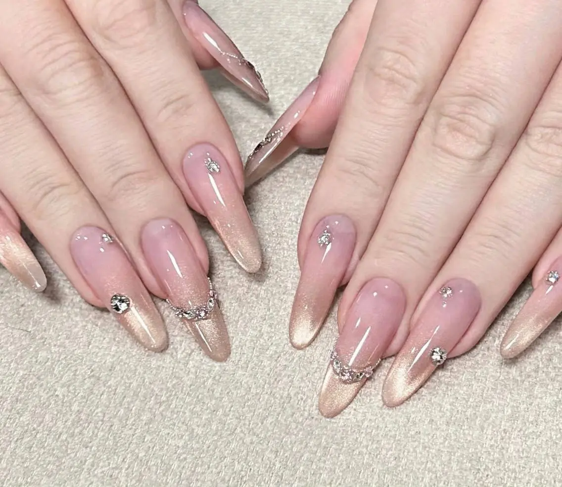 ネイル 🎀 Ayaka_nailのネイルデザイン