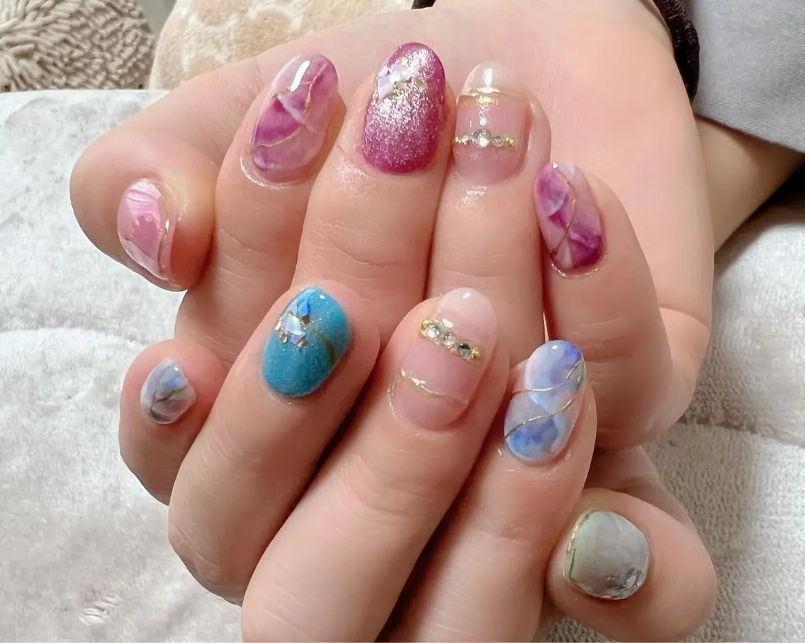 ネイル t. yoshizawaのネイルデザイン
