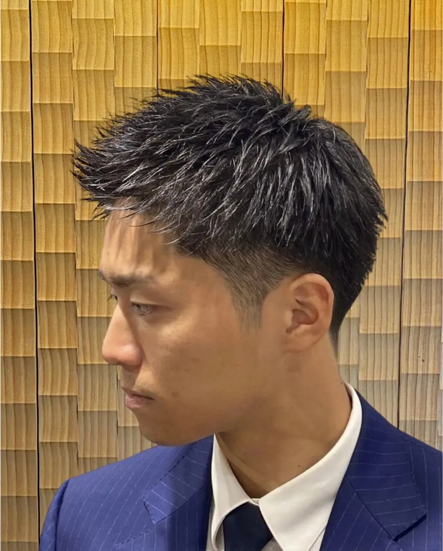 ショート メンズ✂️レディス 岩井勇磨のヘアスタイル