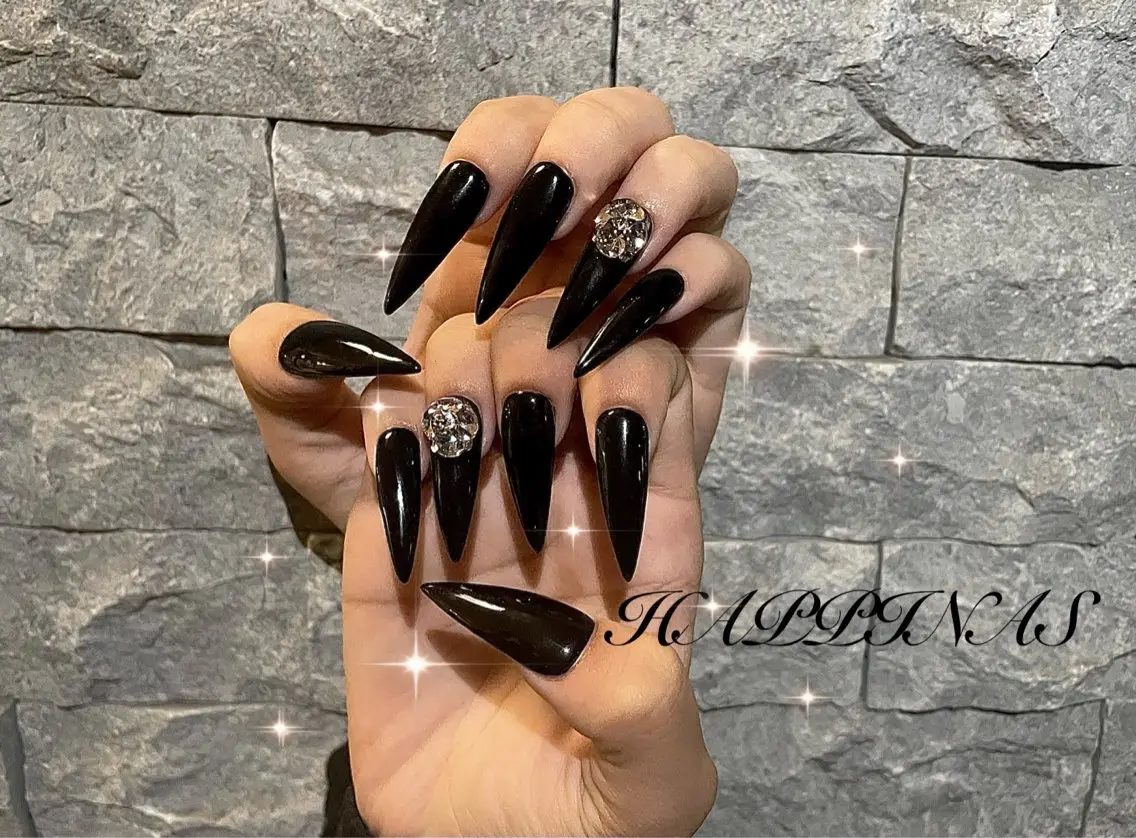 ネイル ロングネイル ワンカラーネイル スカルプネイル シンプルネイル ハンドネイル HAPPINAS Jrネイリスト💅のネイルデザイン