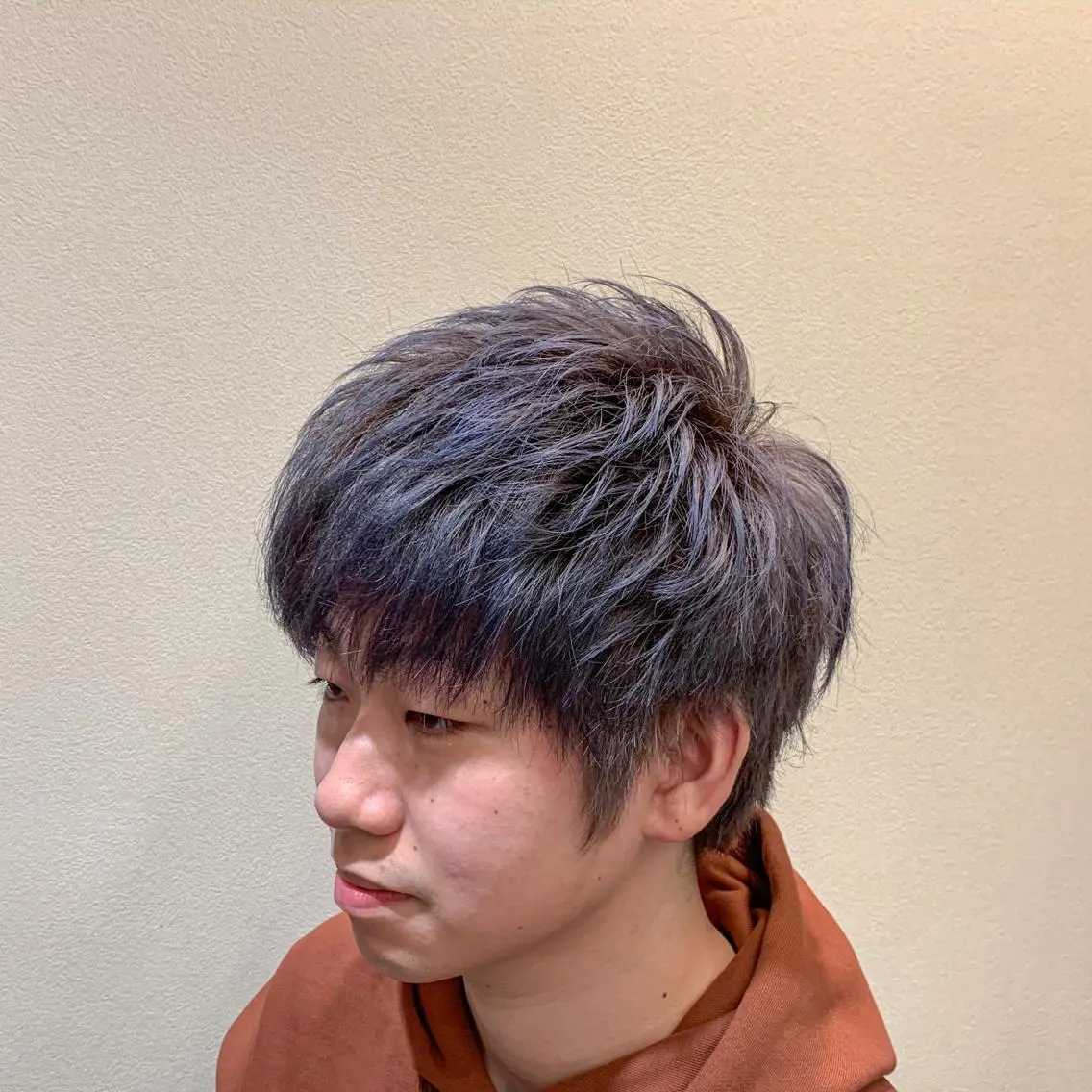 ショート カラー メンズ キッズ ネイル マツエク・マツパ 切りっぱなしヘアボブ ミディアムヘアRYOのヘアスタイル