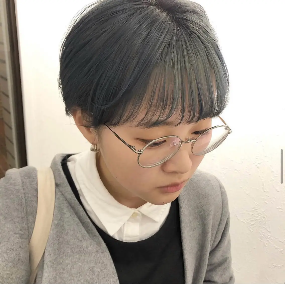 寒色系🦋ワンカラー➕シャンプー付き🧴➕ケアトリートメント🥑の写真